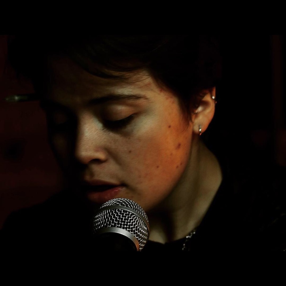 Meet your Posher, Levi